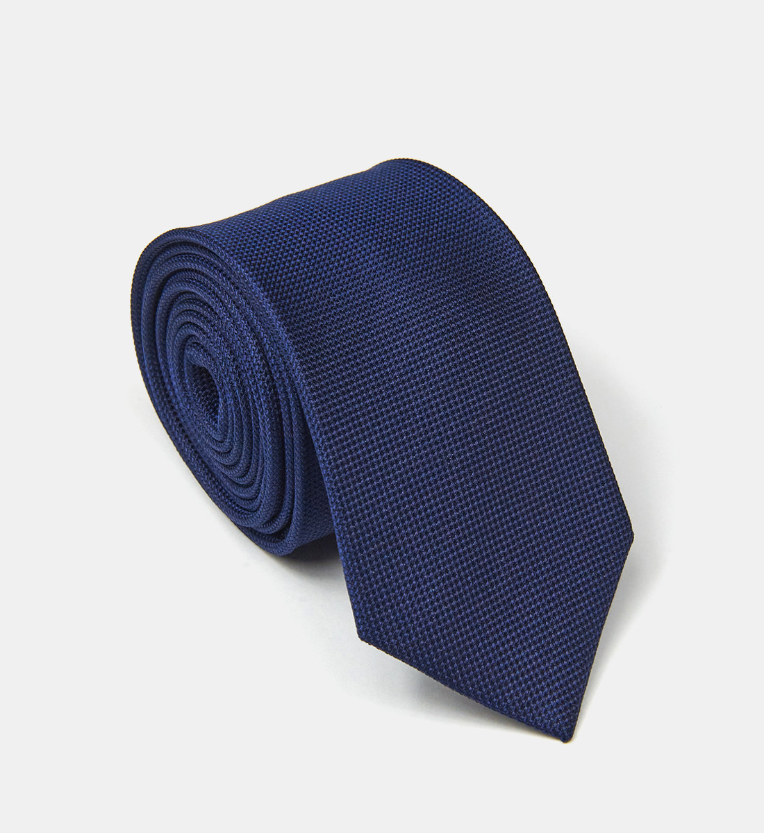 Cravate marine en soie
